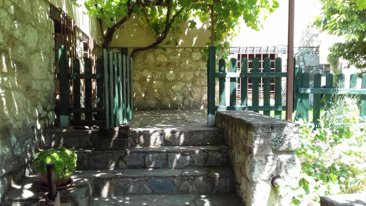 Molino De La Vega Hotel Arcos de la Llana Bagian luar foto