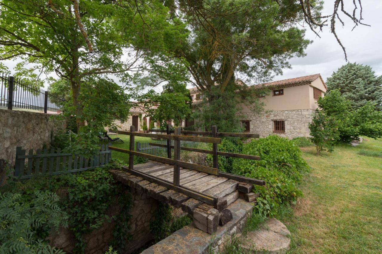 Molino De La Vega Hotel Arcos de la Llana Bagian luar foto